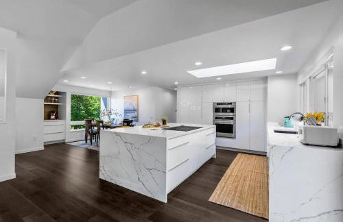 Modern and Relaxing Lake Sammamish View House - Foto 12