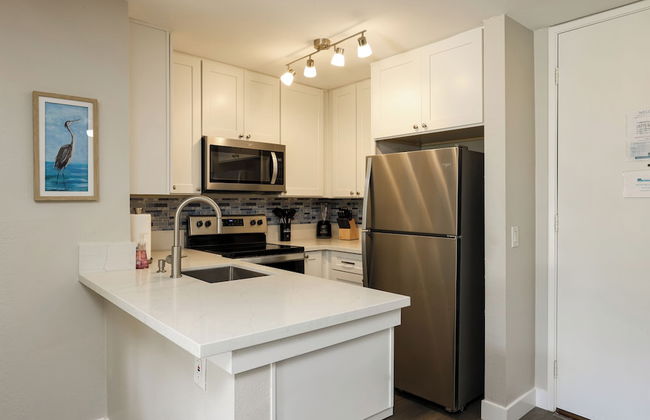 Oceanside Beach Condos - Photo 31