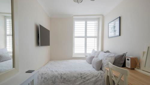 Direct Sea Views, Seafront Location & Free Parking - Foto 3