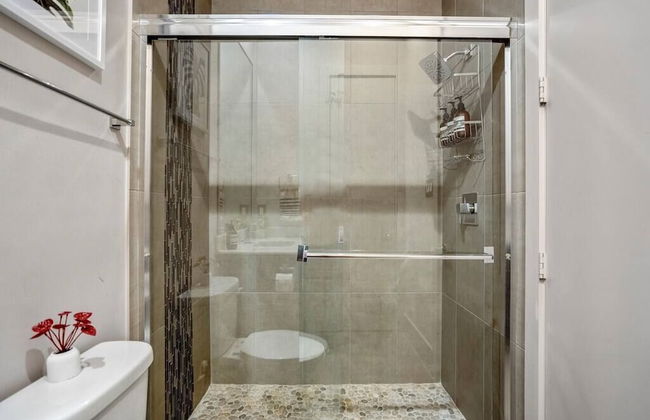 Luxury Downtown Getaway With Breathtaking Views - Foto 25