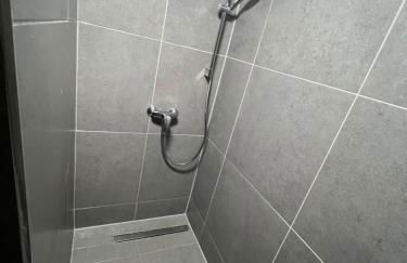 Reiheneckhaus mit Garten und Terasse - Foto 25