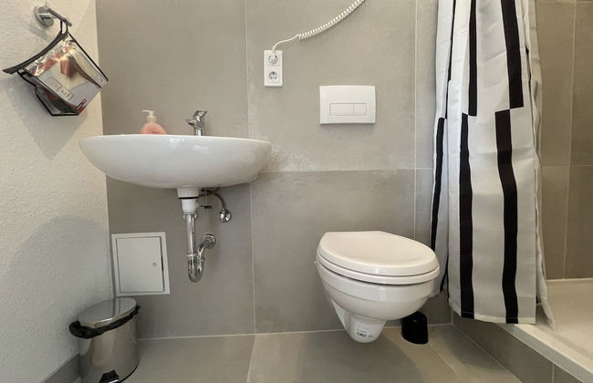 Two-bed studios for fitters - Foto 17