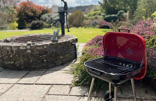 A spacious hidden gem with hot tub, lovely garden & views - Foto 30