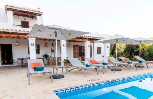 Casa Cala LLonga Quiet family house 850m from the beach - Foto 7