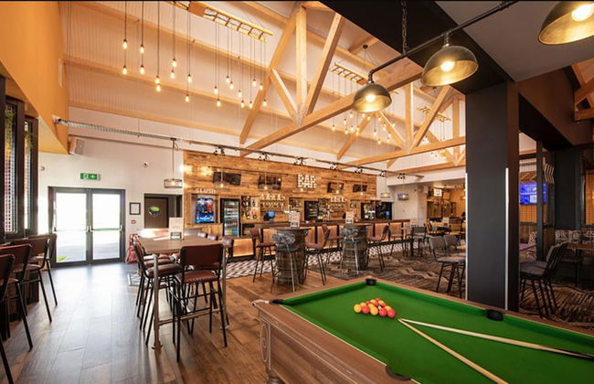 Beautiful Cosy 2-bed Caravan in Clacton-on-sea - Photo 27