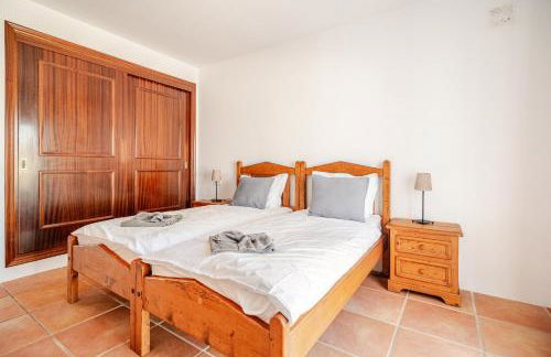 Gigantische Villa mit Meerblick, Panoramablick & Pool-Oase - Foto 17