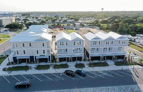 Luxury Beach Condo 5 Min Walk to Beach & Shops! - Foto 54