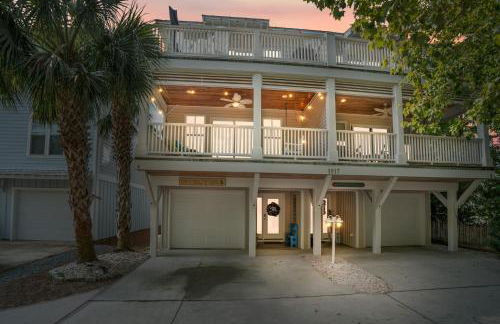 Stay at The Salty Gal - 4 Minute Walk to both Carolina and Kure Beaches - Foto 62