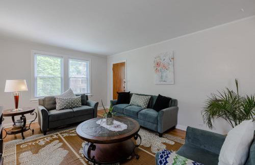 Enjoy Evanston! Slow Down After a Busy Day Sight Seeing - Walking Distance from Public Transportation apts - Foto 12