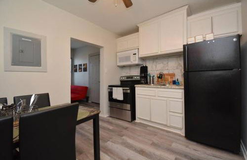 SuperValue Suite #2 @ East End Revitalized - Foto 2