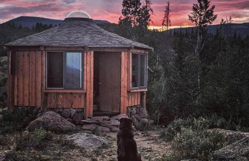 Red-tail Roundhouse at 22 West Cabins and Recreation - Foto 27