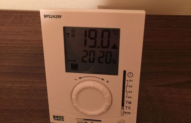 Great Location 2 Bedroom Scotstoun Flat - Foto 3