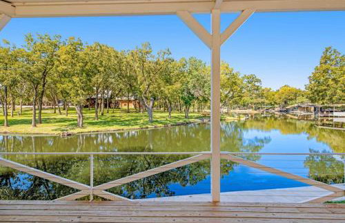 Lakefront Dog-Friendly Home with Kayaks, SUP's, Huge Screened Porch - Photo 28