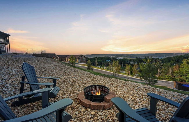 A Birds Eye Bridge View - 5 BDR w/ Private Hot Tub - Foto 54