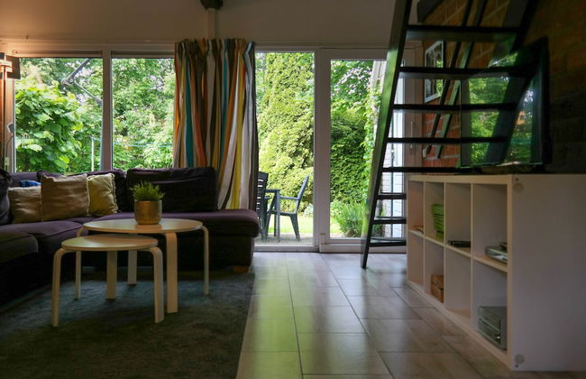 Charming Bungalow in Oostmahorn, Netherlands - Perfect for Nature Lovers - Photo 27