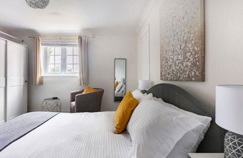 The Green Views Apartment Contractors, Families, Travel - Foto 17