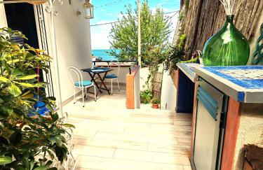 Panoramic Sea-View Apartments with Terrace, Marina della Lobra - Foto 26