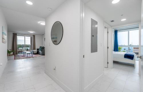 Stylish Apt with Pool and Gym near beach - Foto 33