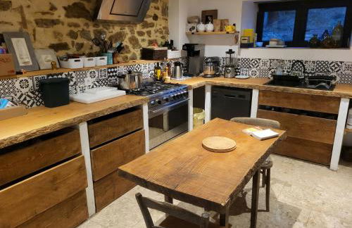 Renovated Bastide Among Vineyards Near Uzès - Foto 2