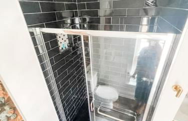 New Studio Apt w KING Bed 1mi to Columbias Sq - Foto 5