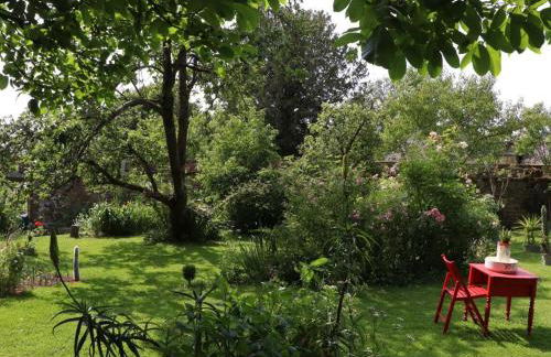 Maison historique du 15ème siècle avec jardin à La Carneille - FR-1-497-135 - Foto 34