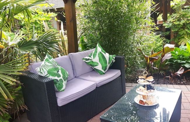 Cabin set in a Beautiful Romantic Tropical Garden - Foto 11