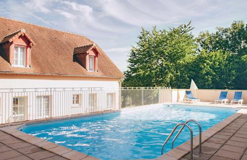 Terres de France - Appart'Hôtel La Roche Posay - Foto 2