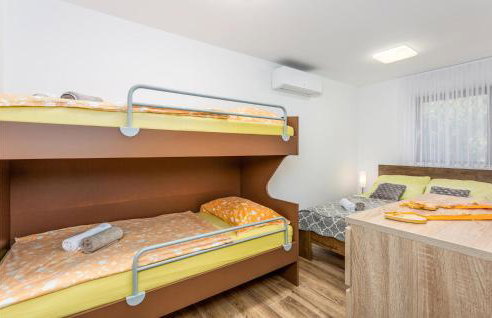 Stunning Home In Muraj With Kitchen - Photo 29