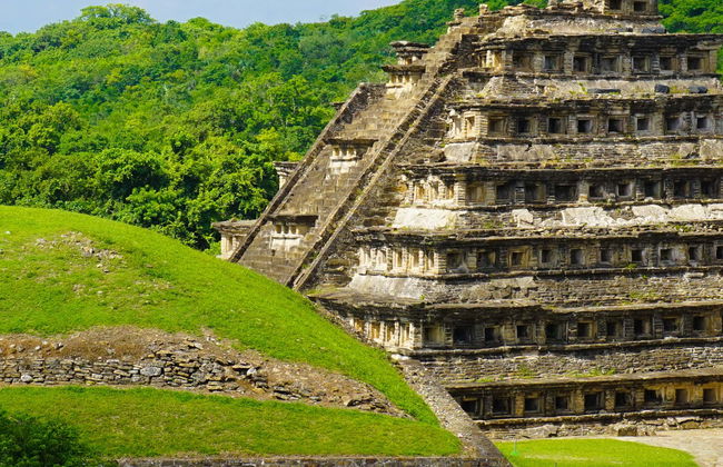 Day Trip to El Tajín & Papantla - Foto 1