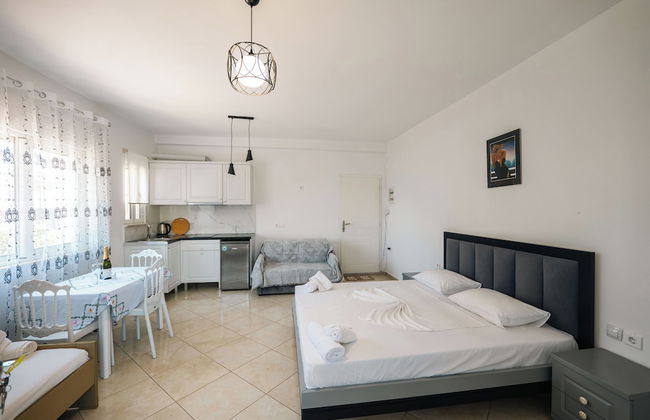 Mariana Apartments - Photo 23