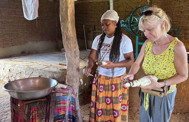 Visit to the Quilombo Kaonge Afro-Brazilian Community - Photo 4