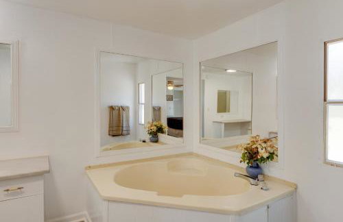 Fish and Explore Wooded Lake Guntersville Retreat - Foto 16