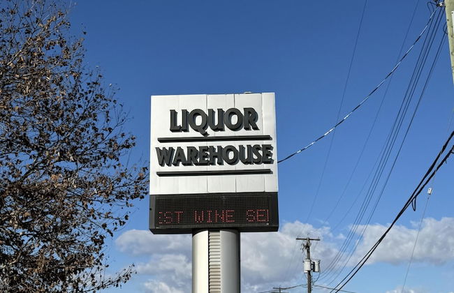 Divya Sutra Plaza and Conference Centre, Vernon, BC - Foto 61