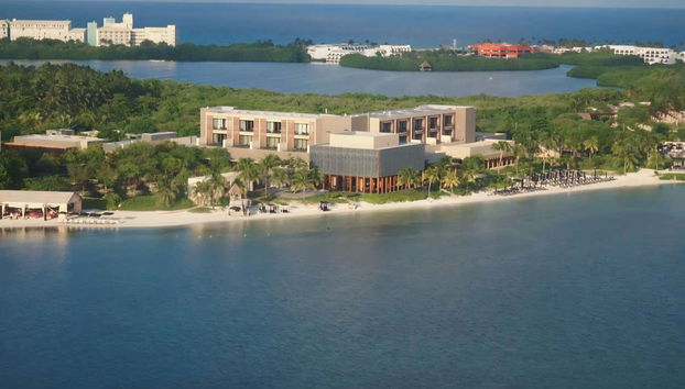 Observez les complexes touristiques à vue d'oiseau