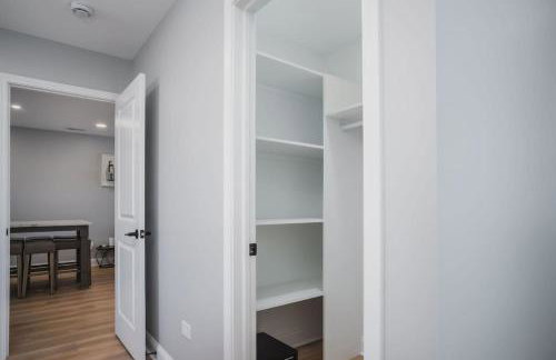 Harbor Clubhouse 3Bed 3.5Bath Modern Waterfront with Fireplace - Foto 27