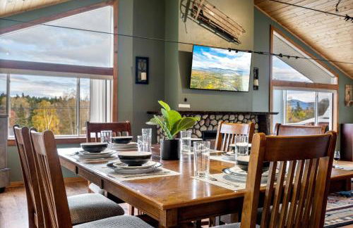 The Chalet - Spacious 7 bedroom near Sugarloaf, on Snowmobile and UTV trails, Hiking, Golf and Flagstaff Lake across the street - Foto 70