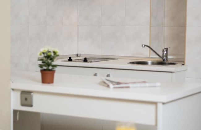 Apartamentos Portazgo - Photo 4