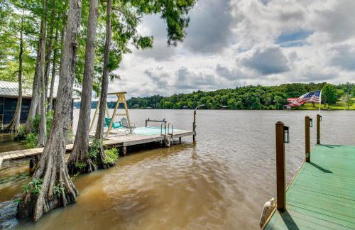 Private Dock + Fire Pit: Gantt Lake Getaway! - Foto 26