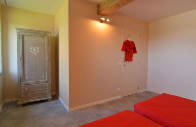 Holiday Home in Fays With Sauna & Hiking - Photo 13