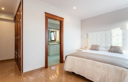 Villa Dalara Maspalomas, Private Pool and Jacuzzi - Photo 27