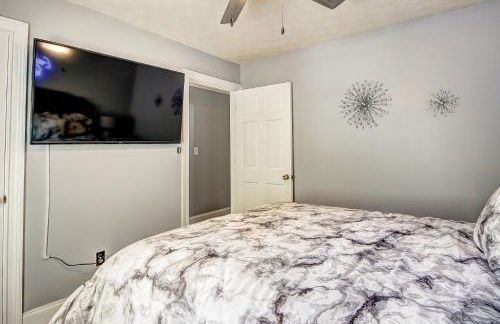 Hideaway Pool Retreat 18 miles from downtown Atlanta - Foto 16