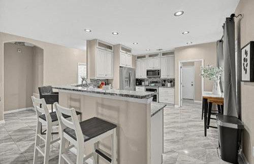 Spacious 5BR l River Float l Pool l Fire Pit - Foto 40