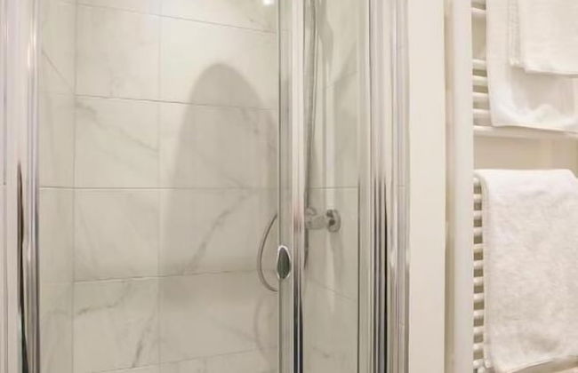 St Stephen's Green District-1 - Photo 41