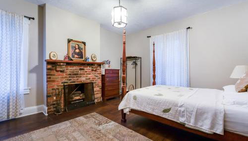 Renovated 4BR | 10 Min to Liberty University - Foto 4