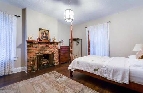 Renovated 4BR | 10 Min to Liberty University - Foto 4