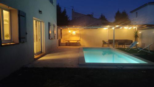 Villa T5 Les Volets Bleus, piscine, à l'entrée de Cassis et de ses calanques - Foto 5, sunbed