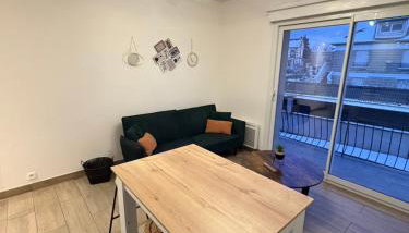 À quelques pas de la gare - RER A - Foto 4