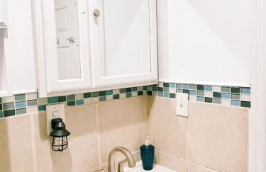 3 bdrm stay! Trippy King Suite by Dwtwn Nwk - Foto 38