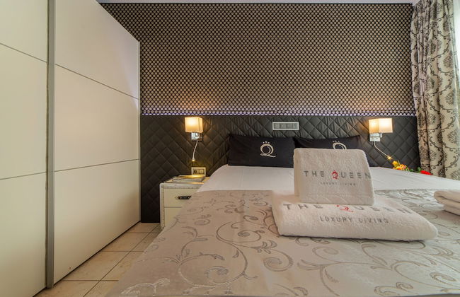 The Queen Apartments - Villa Adriana - Photo 7