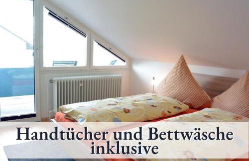 Ferienhaus Petra - Großzügige Ferienwohnungen in bester Bodenseelage l 1 Minute zum Bodensee l 7 Ferienwohnungen l Vollausgestattete Küchen l Gratis-WLAN l Gratis Parkplätze l Mitten auf der Mettnau - Photo 66